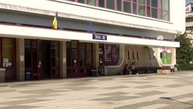 VIDEO Gara numită Brâncuși în bătaie de joc! Clădirea din Târgu-Jiu a ajuns o ruină